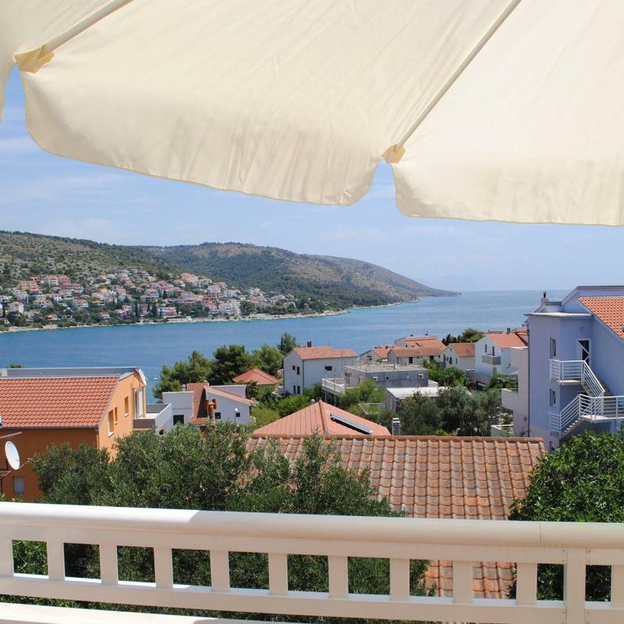 Ciovo Apartments Трогір Екстер'єр фото