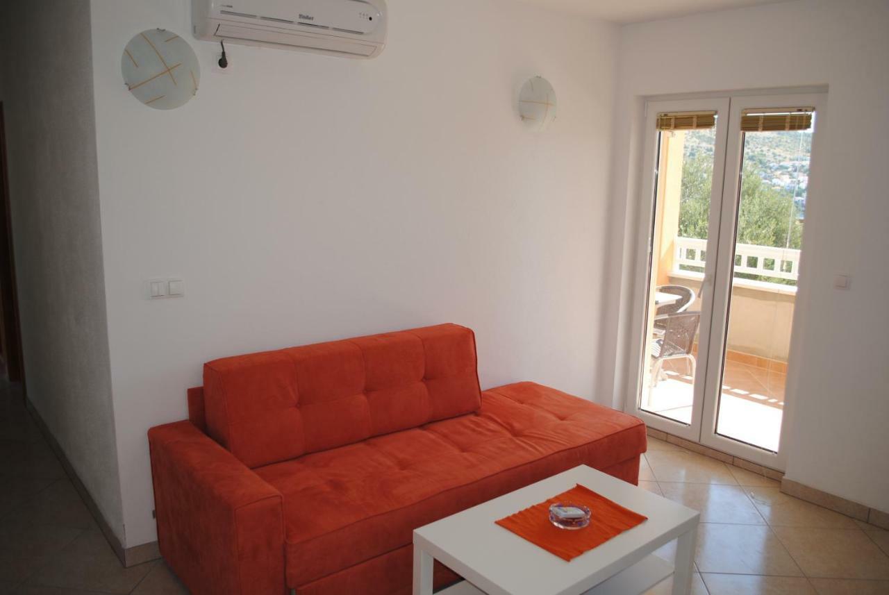 Ciovo Apartments Трогір Екстер'єр фото